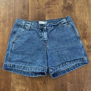 Calvin Klein Jeans Women’s 100 % Cotton Shorts Sz 10